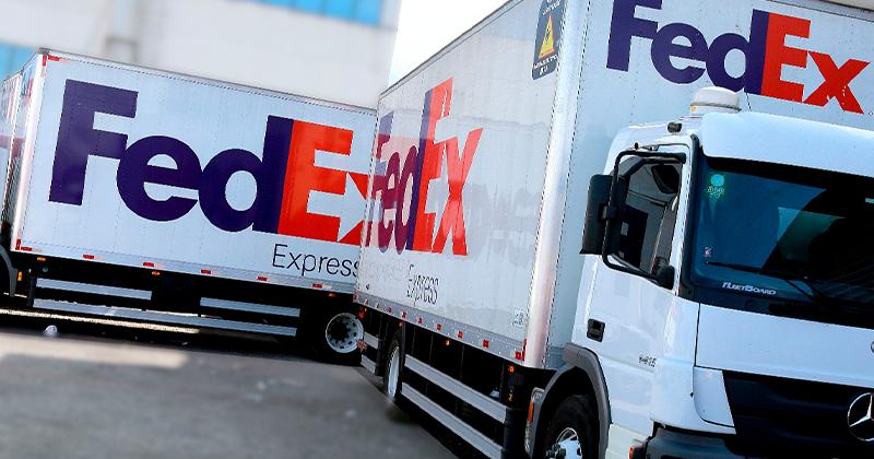 FedEx testa IA em vans elétricas para combater roubo de cargas