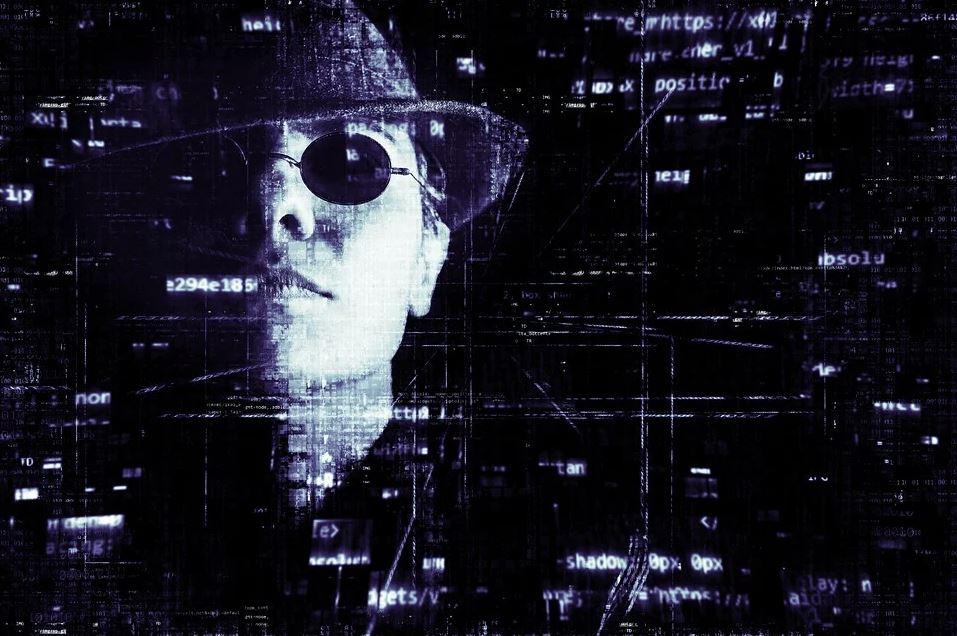 Guerra na Ucrânia: ciberataques chegaram antes dos tanques