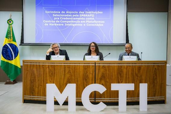 MCTI libera R$ 178 milhões para três centros de IA e IoT