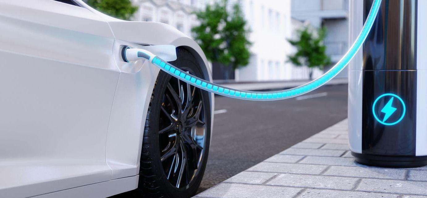 Xiaomi lança SU7 para disputar mercado de carros elétricos