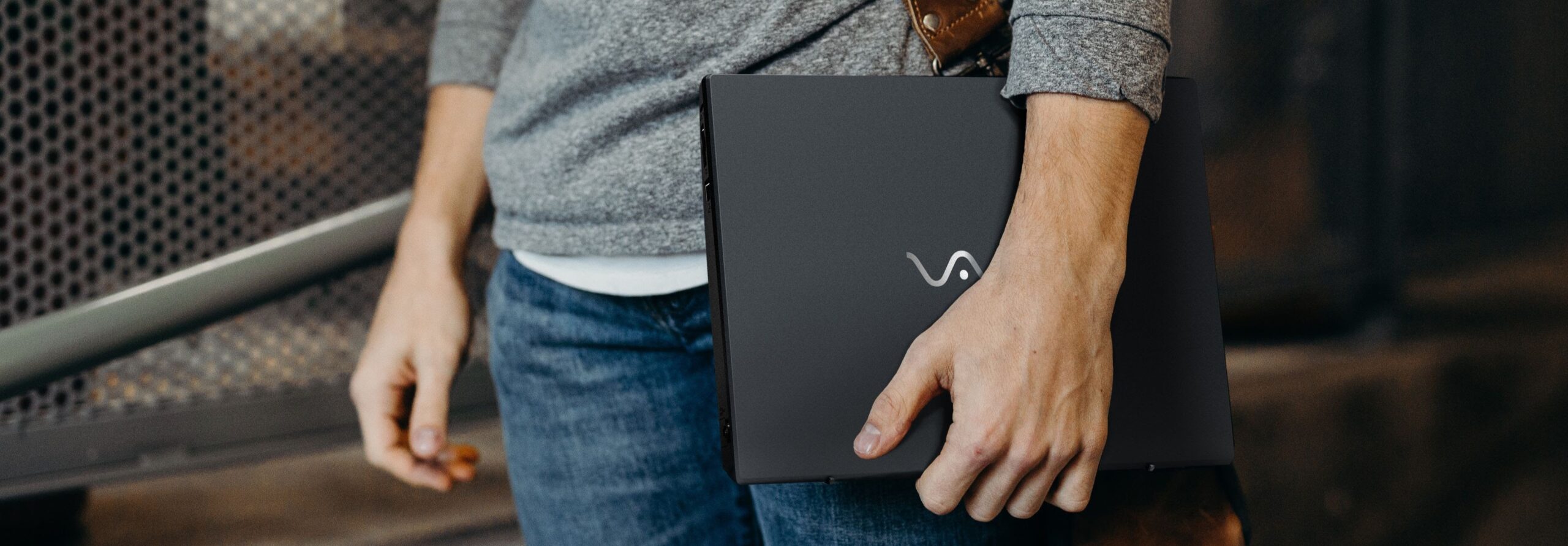 Vaio lança notebook com Alexa integrada